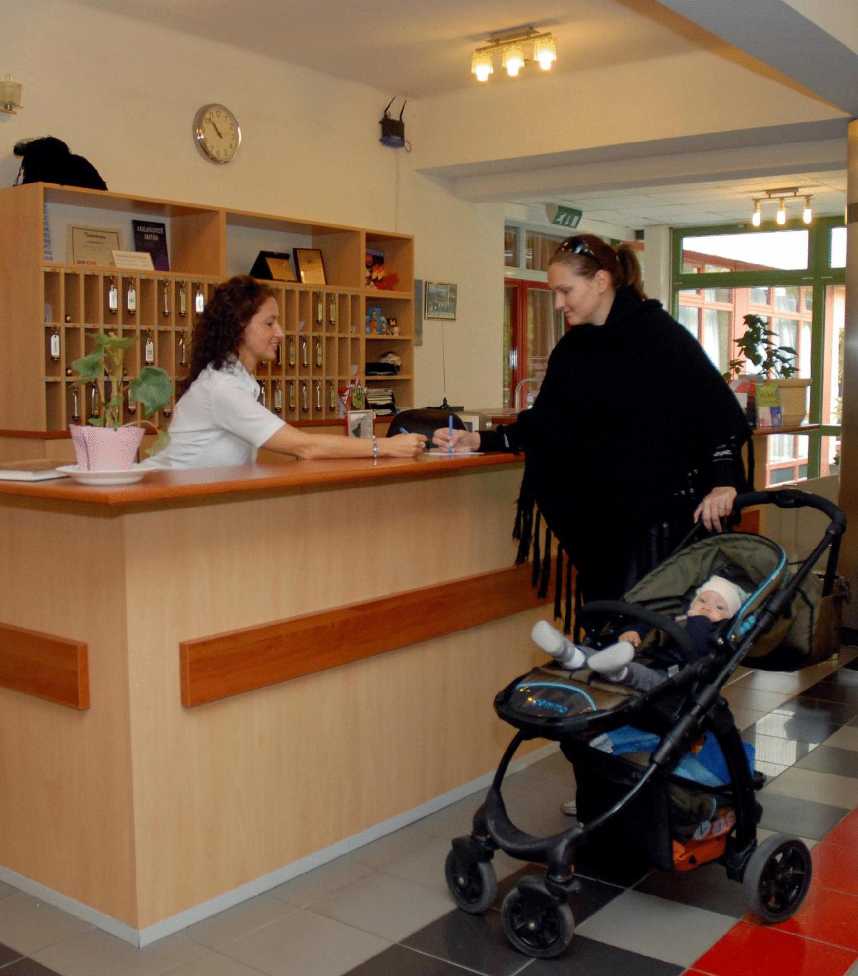 Sport Hotel Debrecen Luaran gambar
